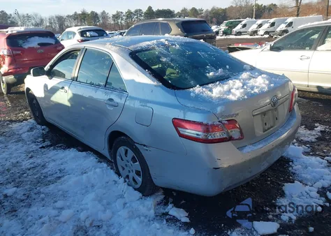 2011 Toyota Camry Le from USA, damaged, VIN 4T1BF3EK1BU120268